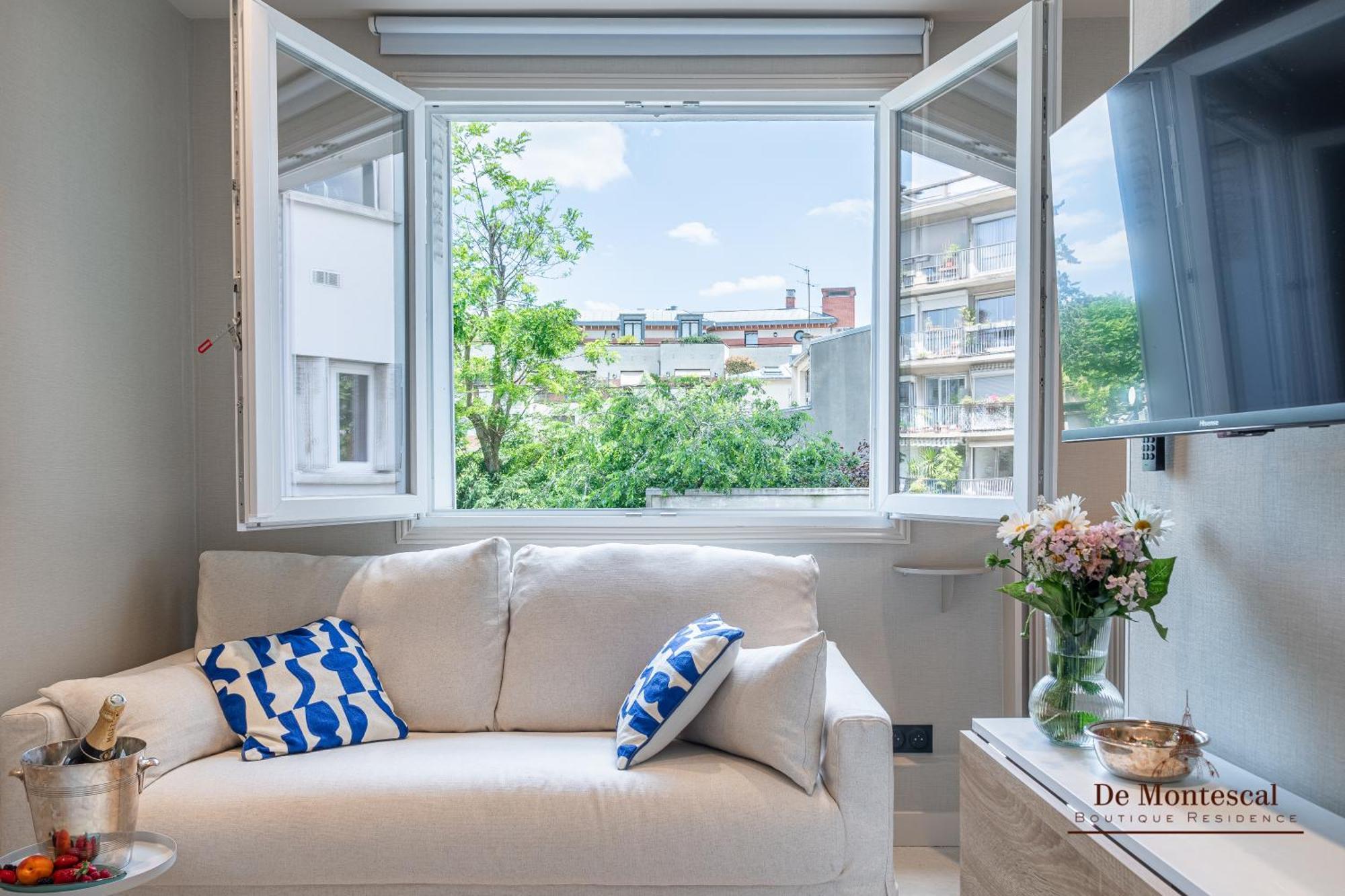 De Montescal- Montparnasse Central With Ac 11 To 14M2 Studio In A Prime Location Paris Eksteriør bilde