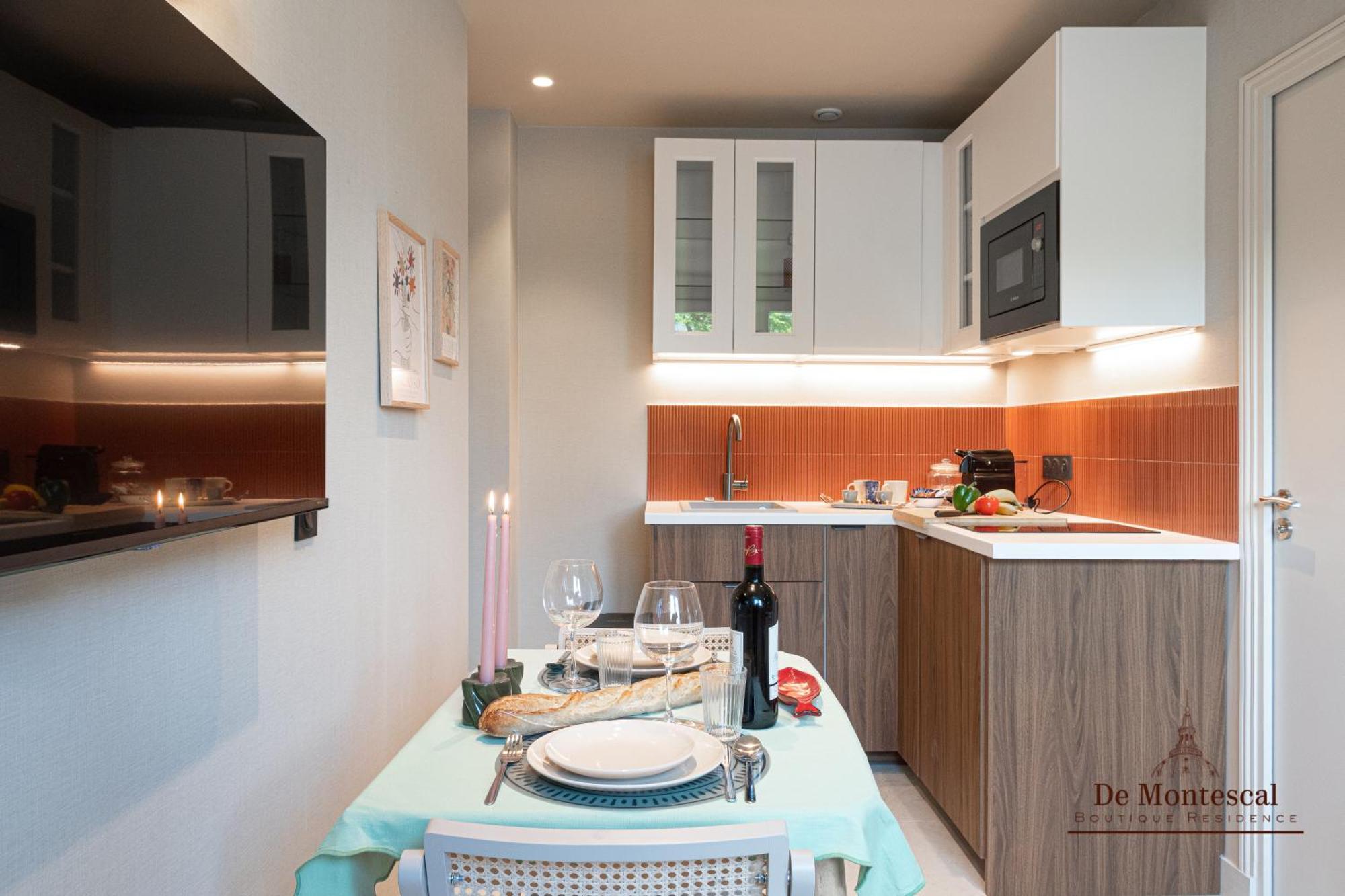 De Montescal- Montparnasse Central With Ac 11 To 14M2 Studio In A Prime Location Paris Eksteriør bilde